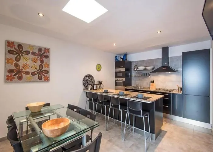 וילה Maiteren Etxea- 4 Beds With Private Pool פלאיה בלנקה