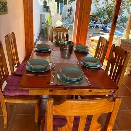 Maiteren Etxea- 4 Beds With Private Pool